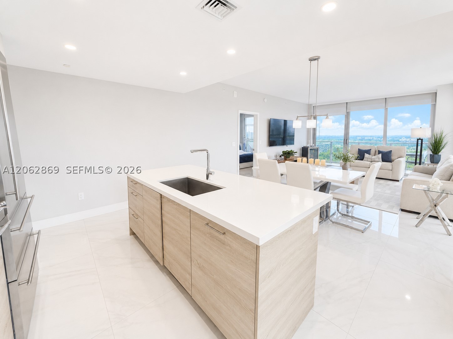 16385 Biscayne Blvd 2007 Property Photo 12