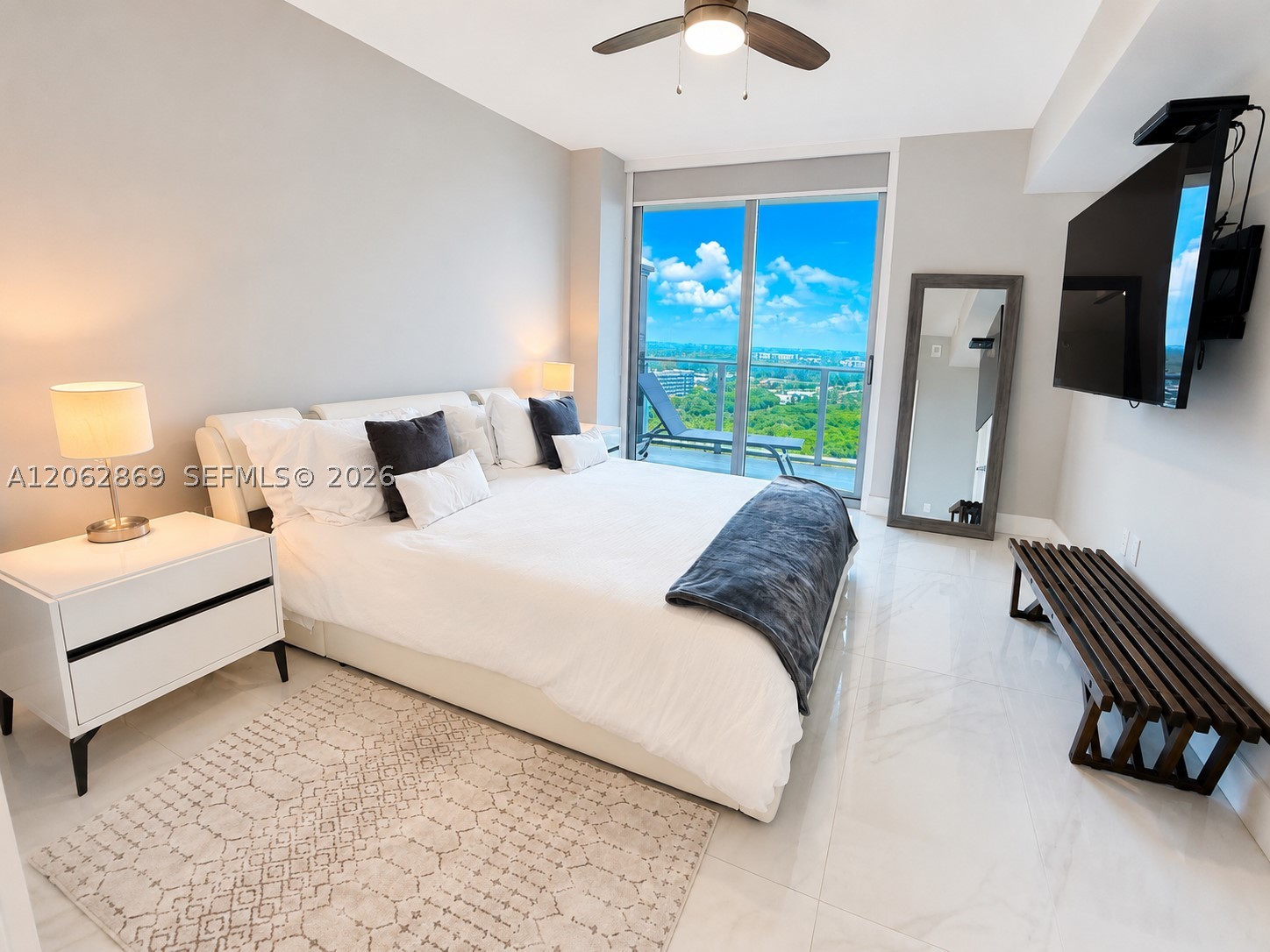 16385 Biscayne Blvd 2007 Property Photo 18