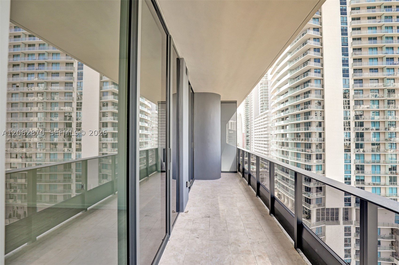 1000 Brickell Plaza 1904 Property Photo 2