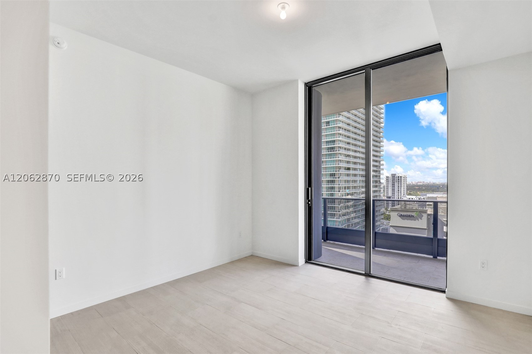 1000 Brickell Plaza 1904 Property Photo 10