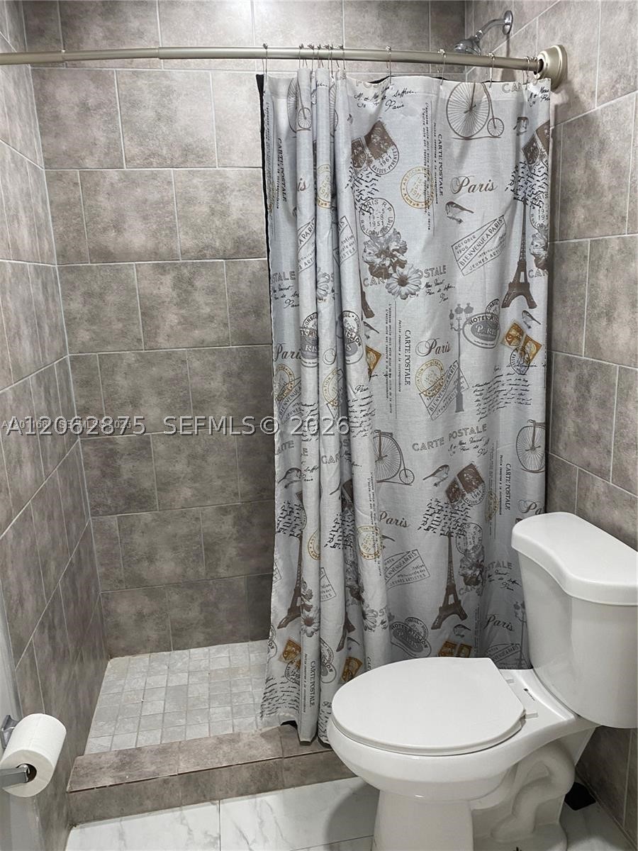 7761 Nw 42nd Pl Property Photo 7