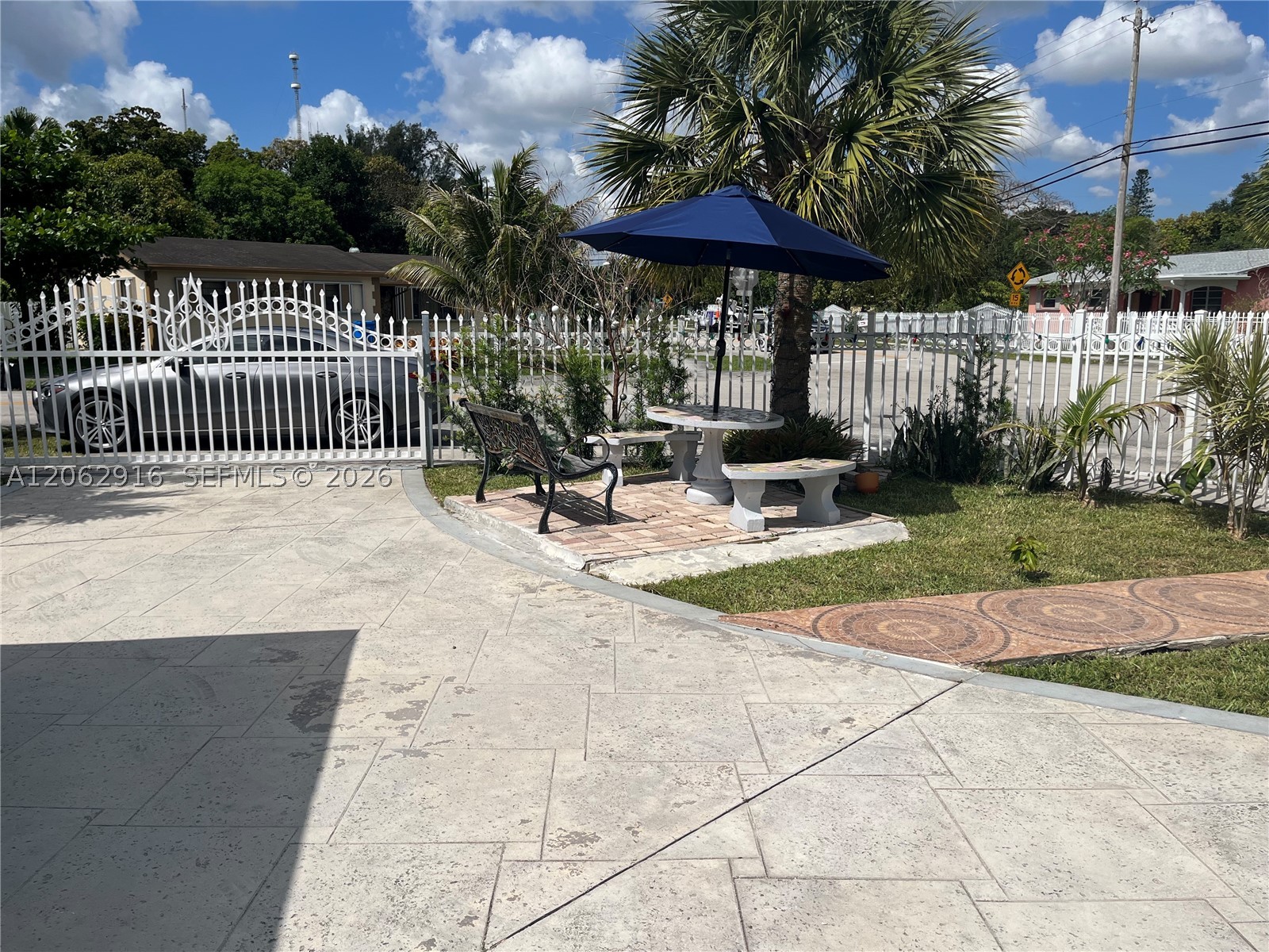 101 Miami Gardens Rd 101 Property Photo 4