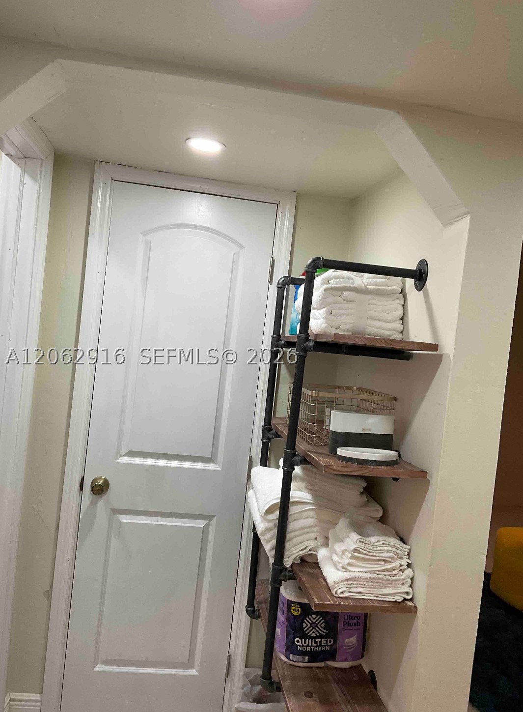 101 Miami Gardens Rd 101 Property Photo 16