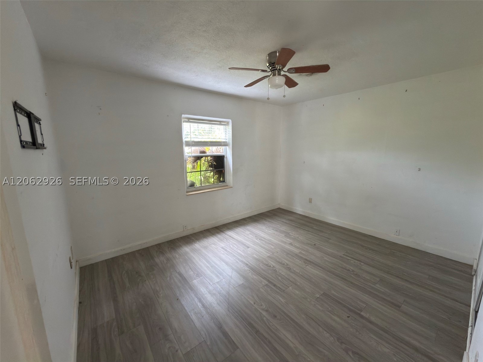 1510 Dewey St Property Photo 8