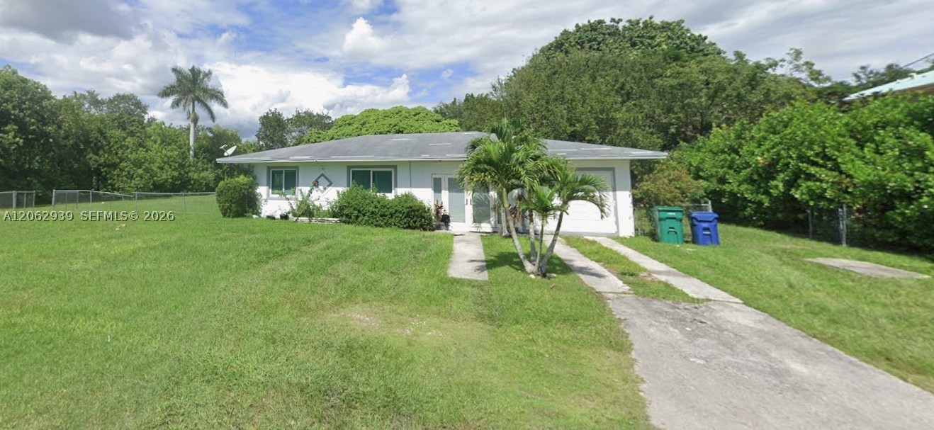 A12062939 Property Photo 1