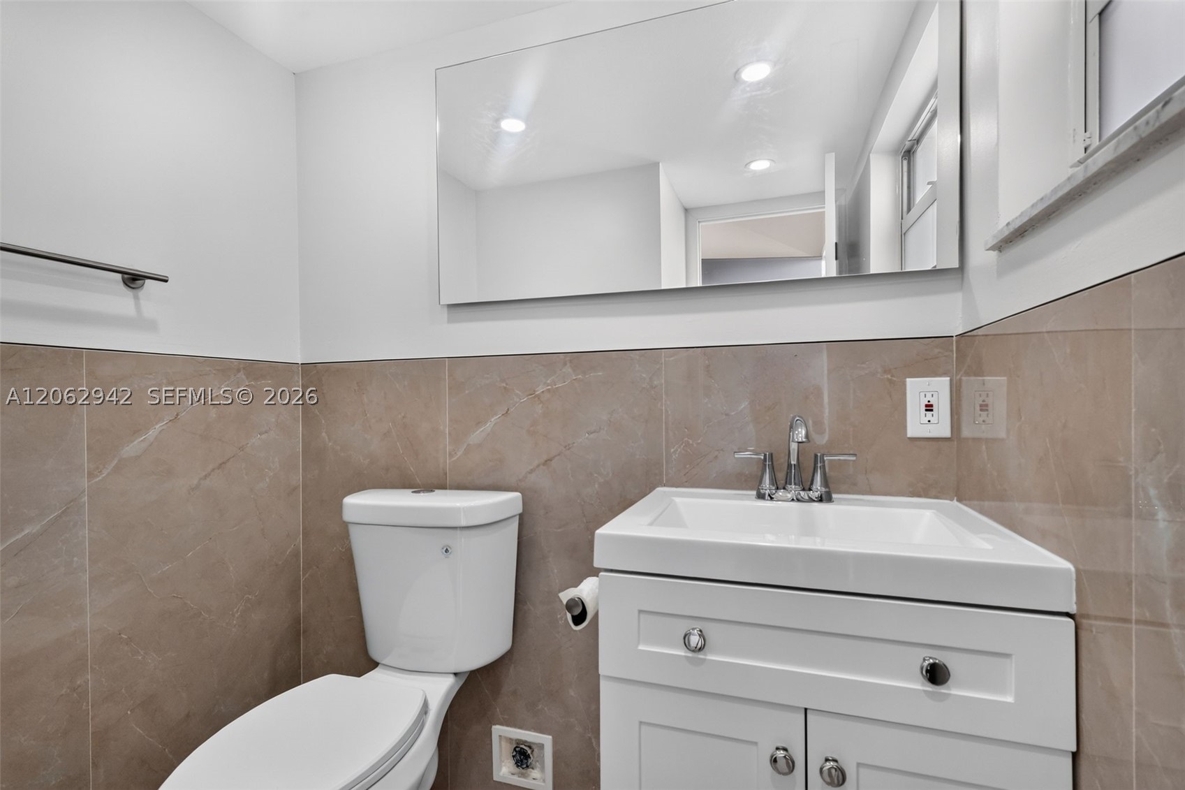 4000 Ne 170th St 606 Property Photo 20