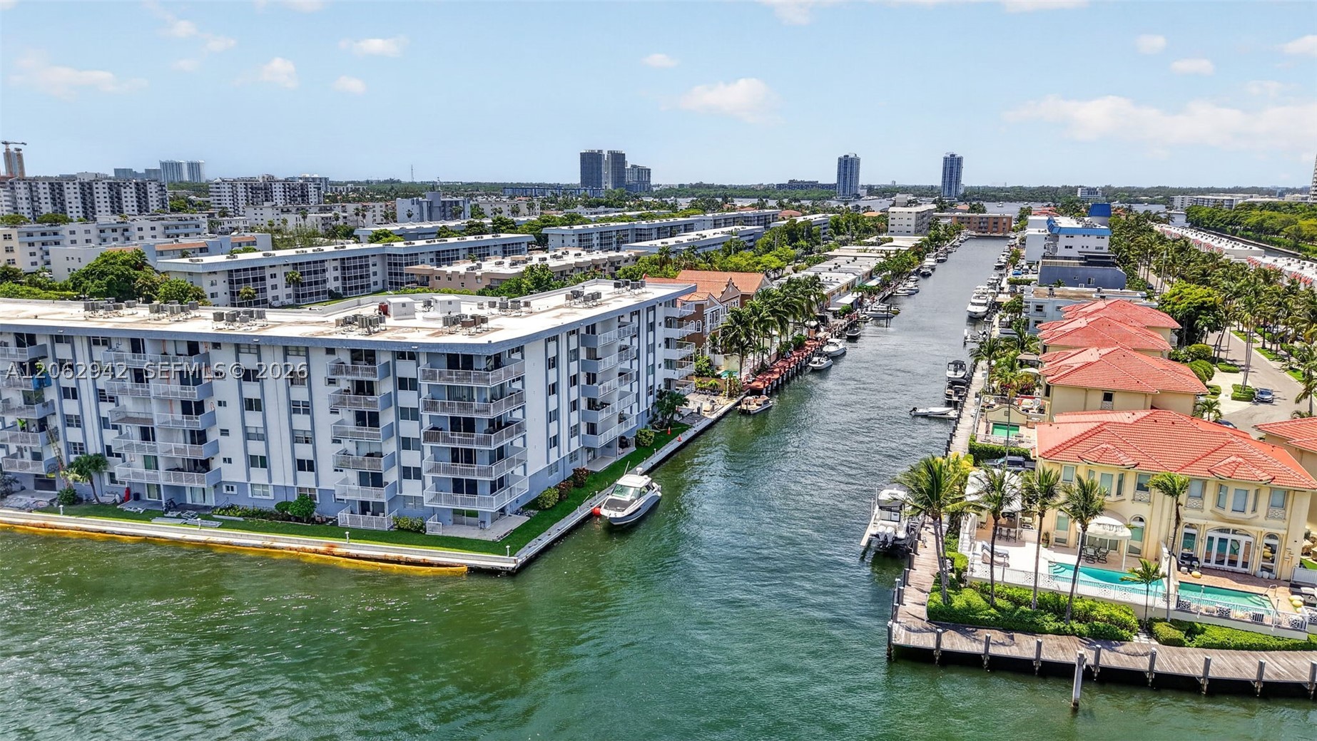 4000 Ne 170th St 606 Property Photo 37