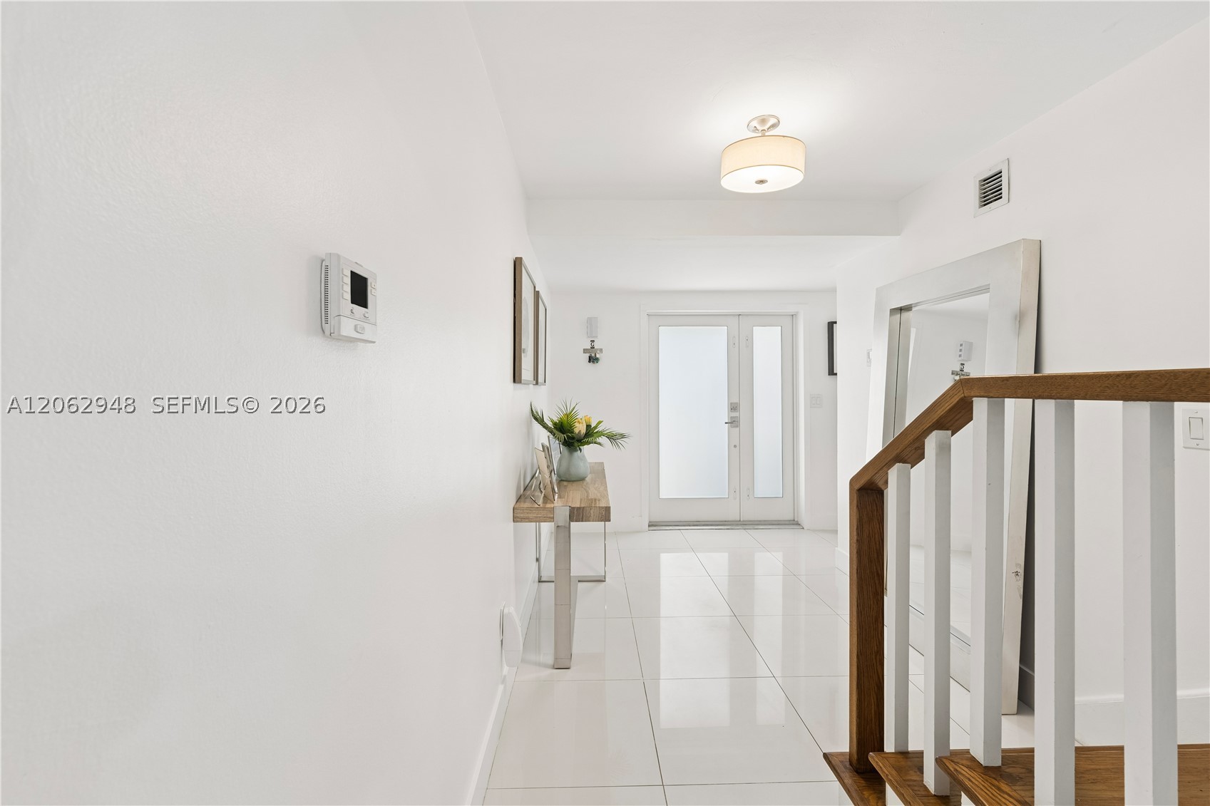 420 Aledo Ave Property Photo 2