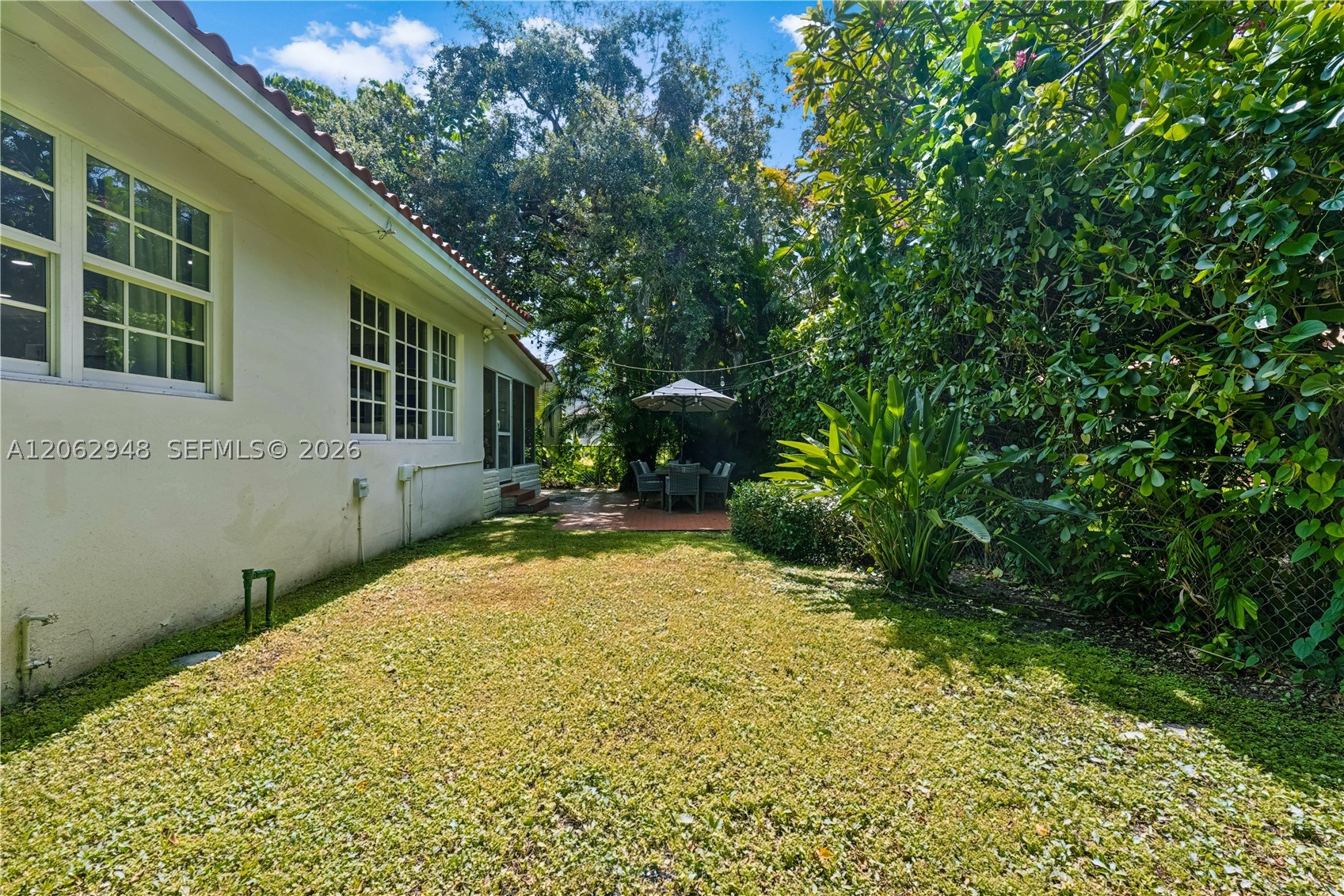 420 Aledo Ave Property Photo 18