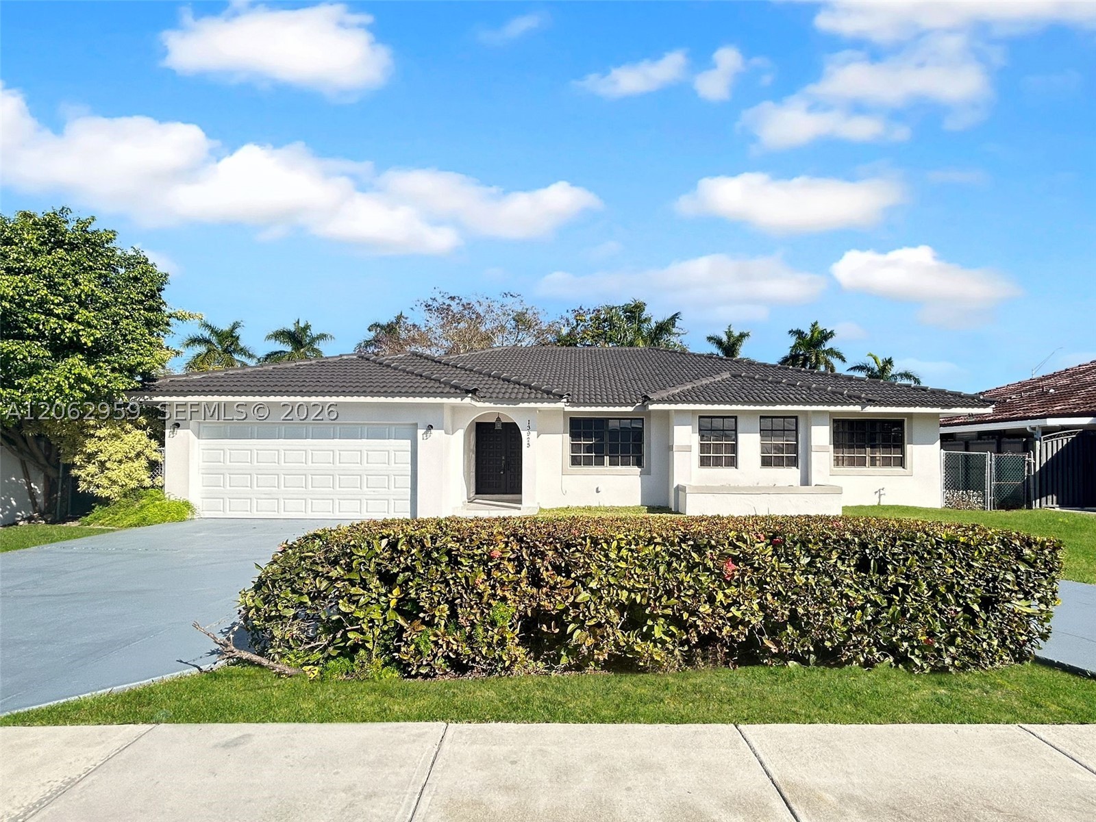 13925 SW 26th Ter Property Photo 1