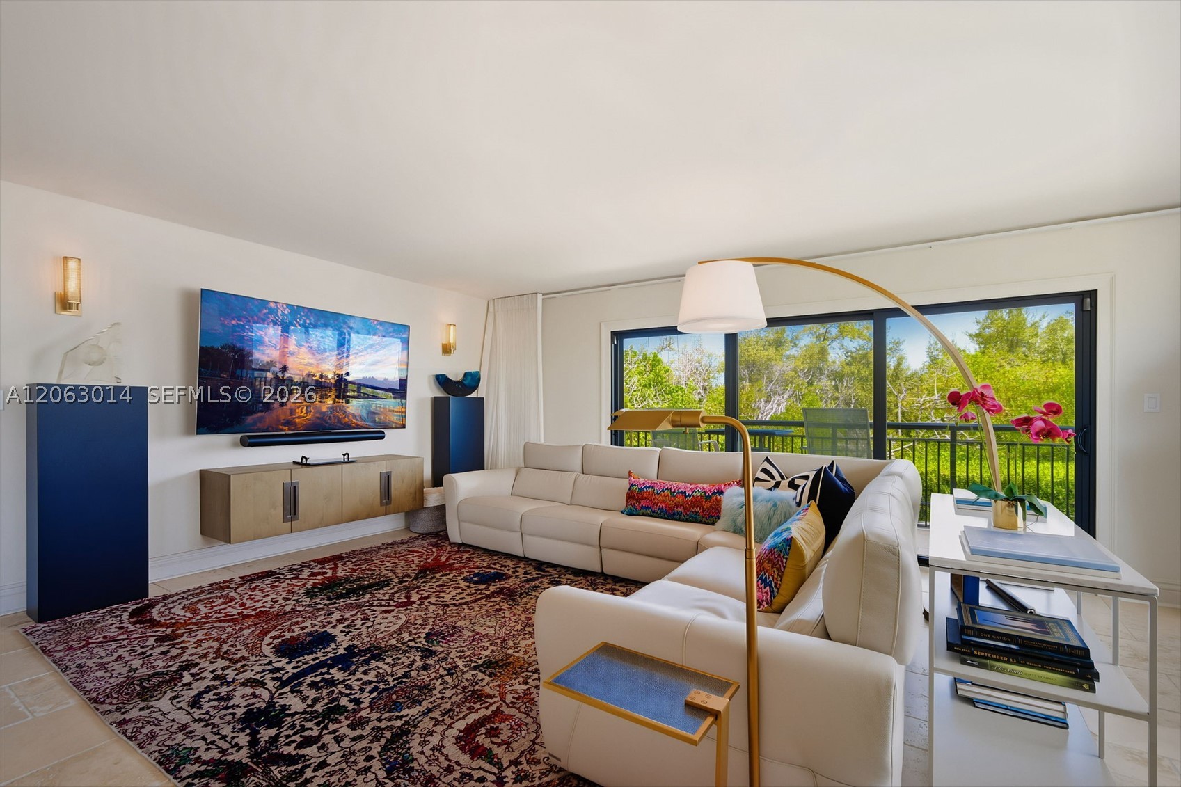 A12063014 Property Photo 3