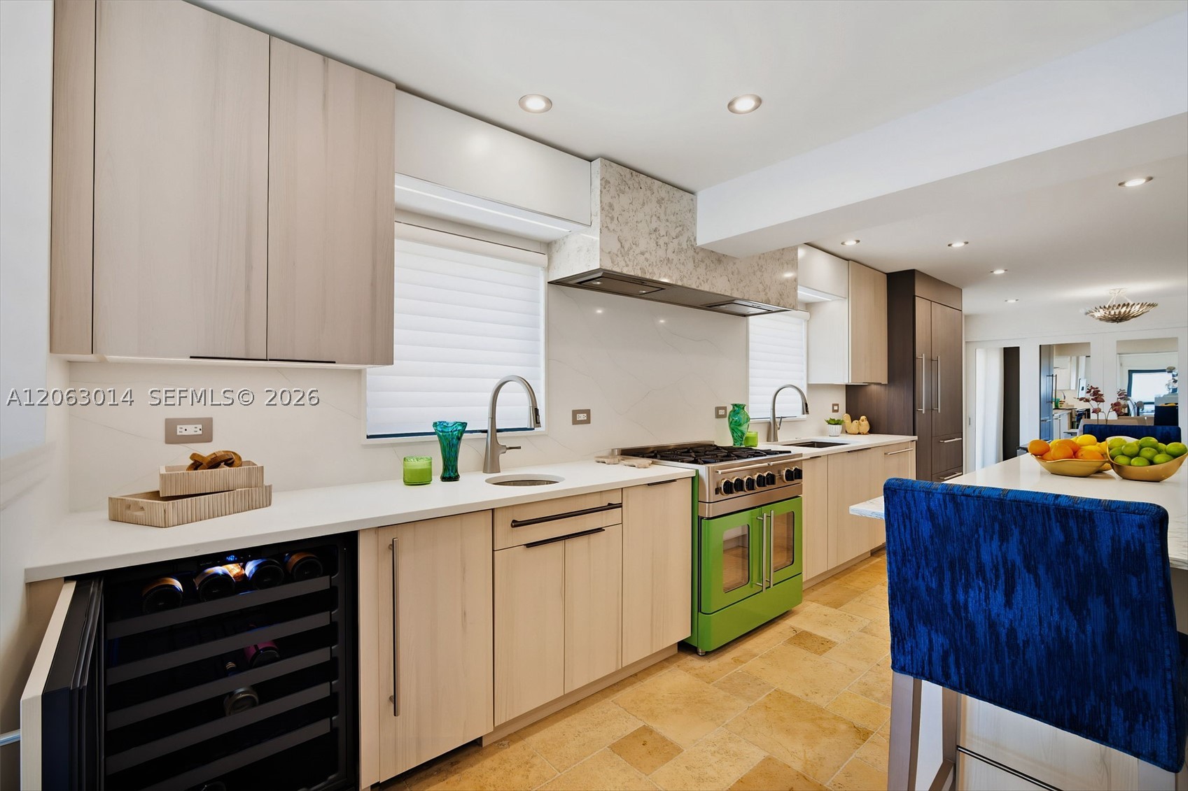 A12063014 Property Photo 20
