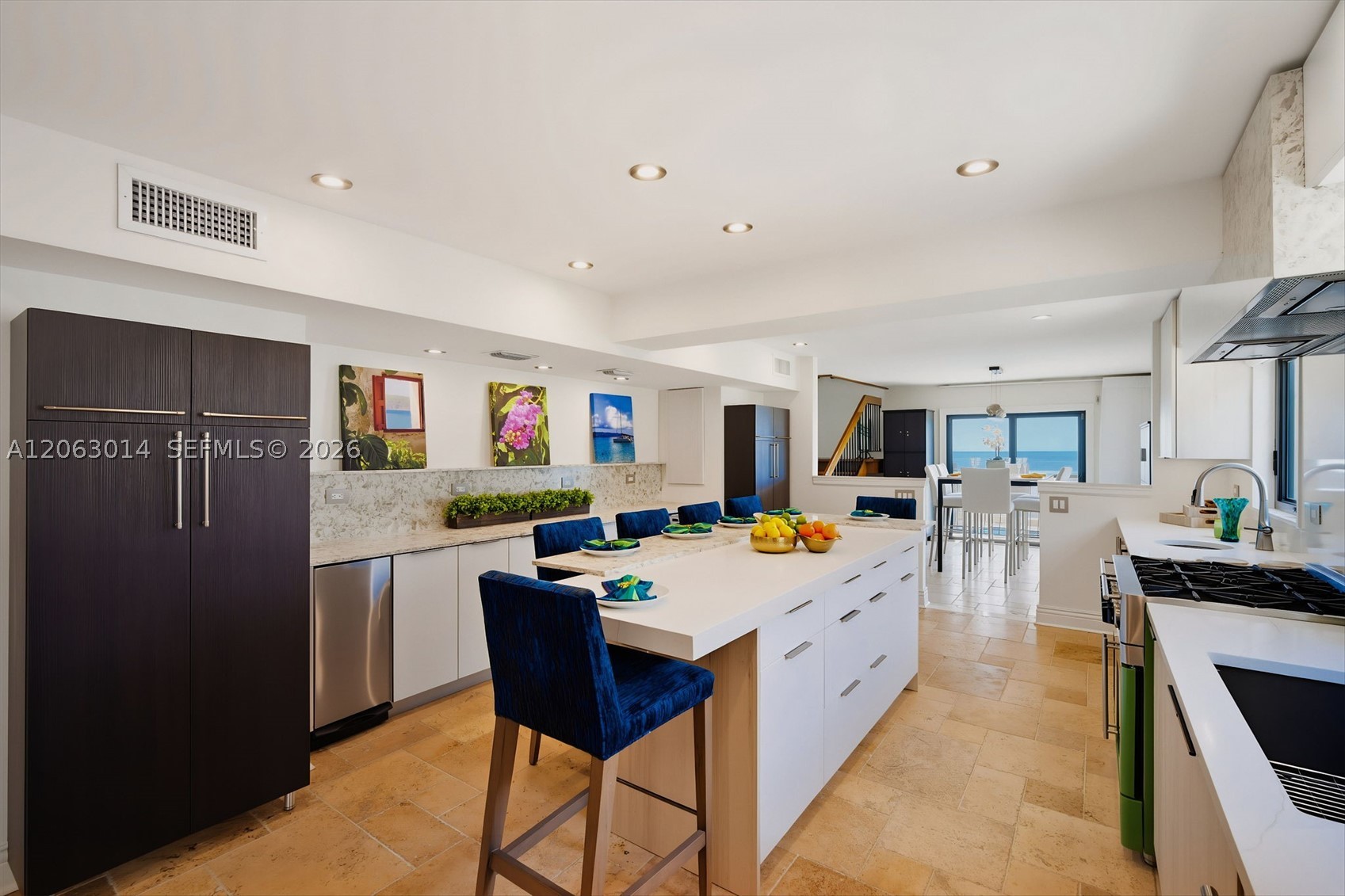 A12063014 Property Photo 23