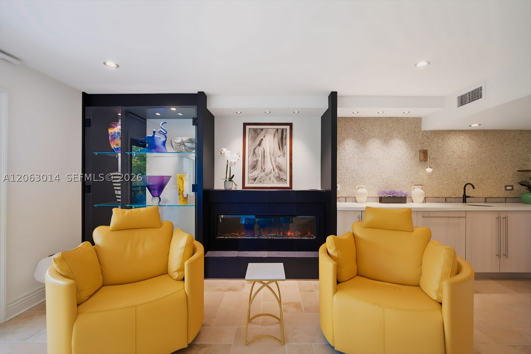 A12063014 Property Photo 34