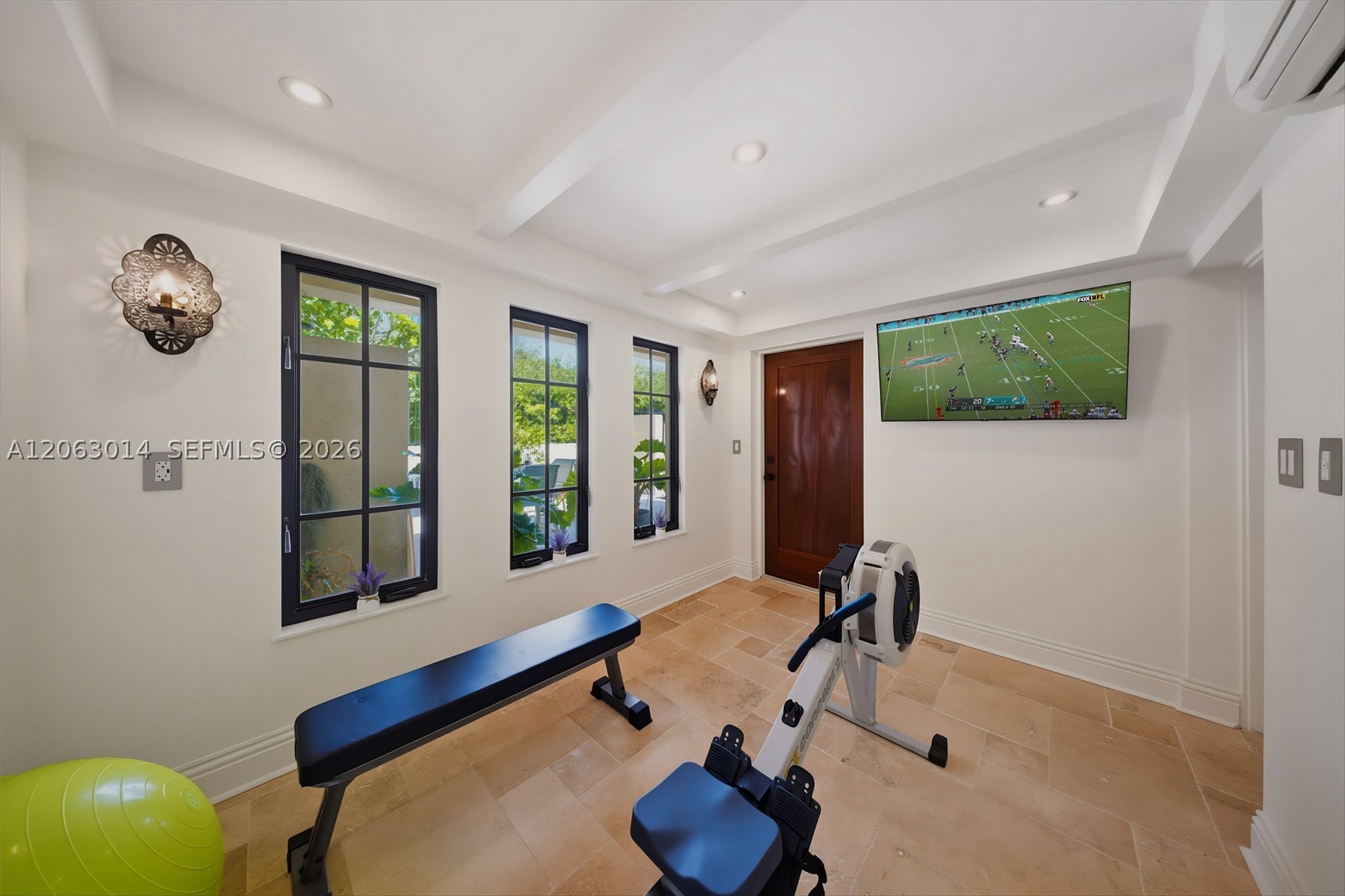A12063014 Property Photo 82