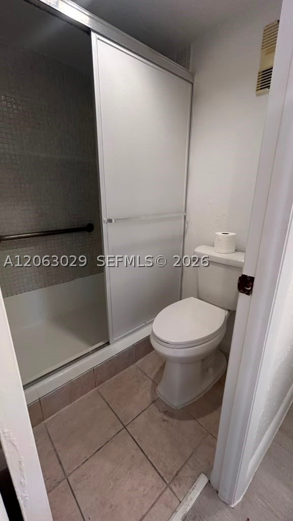 1300 Saint Charles Pl 202 Property Photo 28