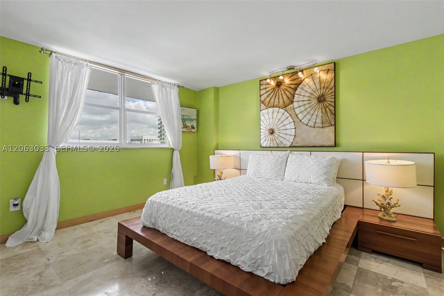 465 Ocean Dr 604 Property Photo 16