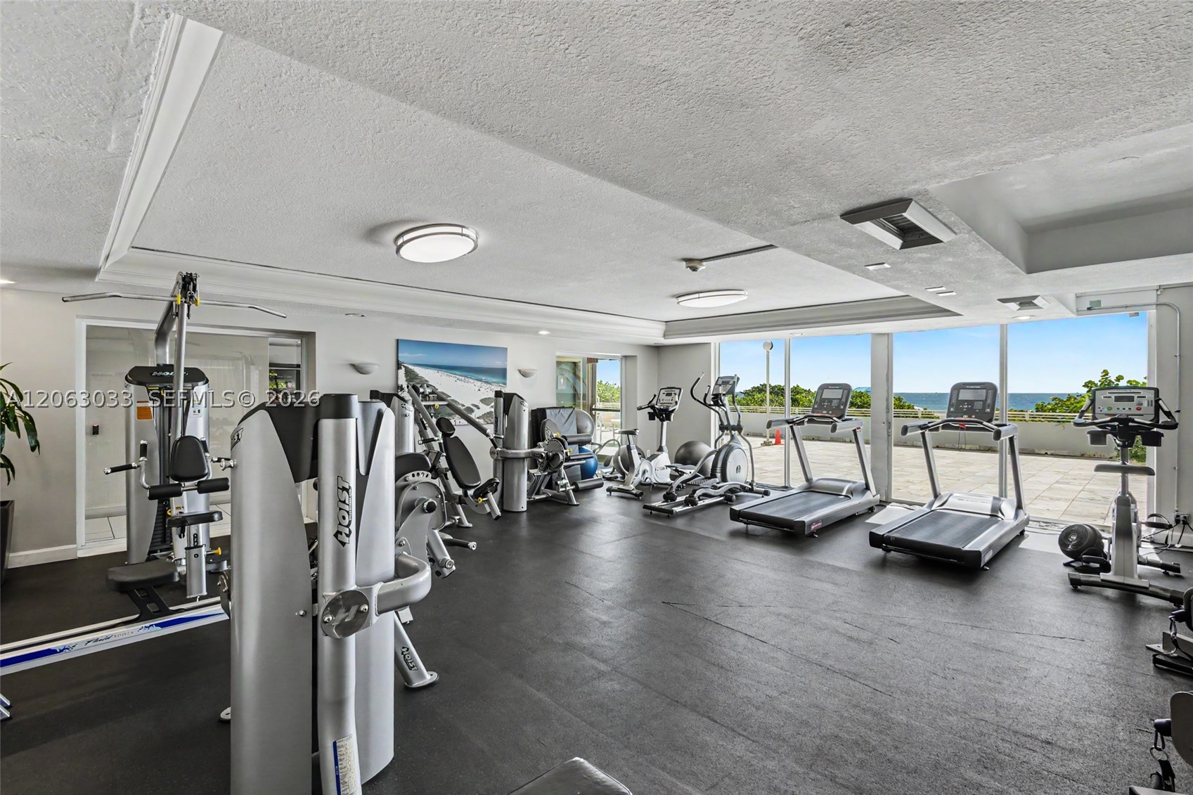 465 Ocean Dr 604 Property Photo 36