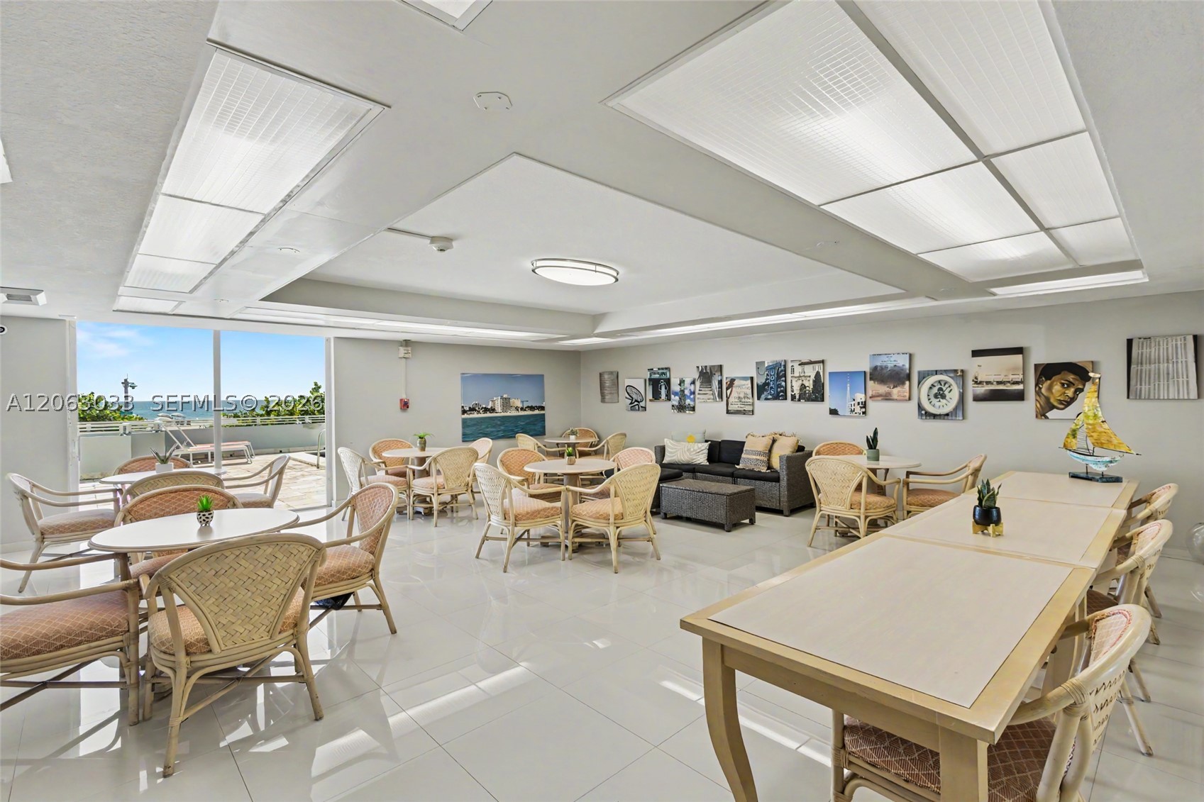 465 Ocean Dr 604 Property Photo 37