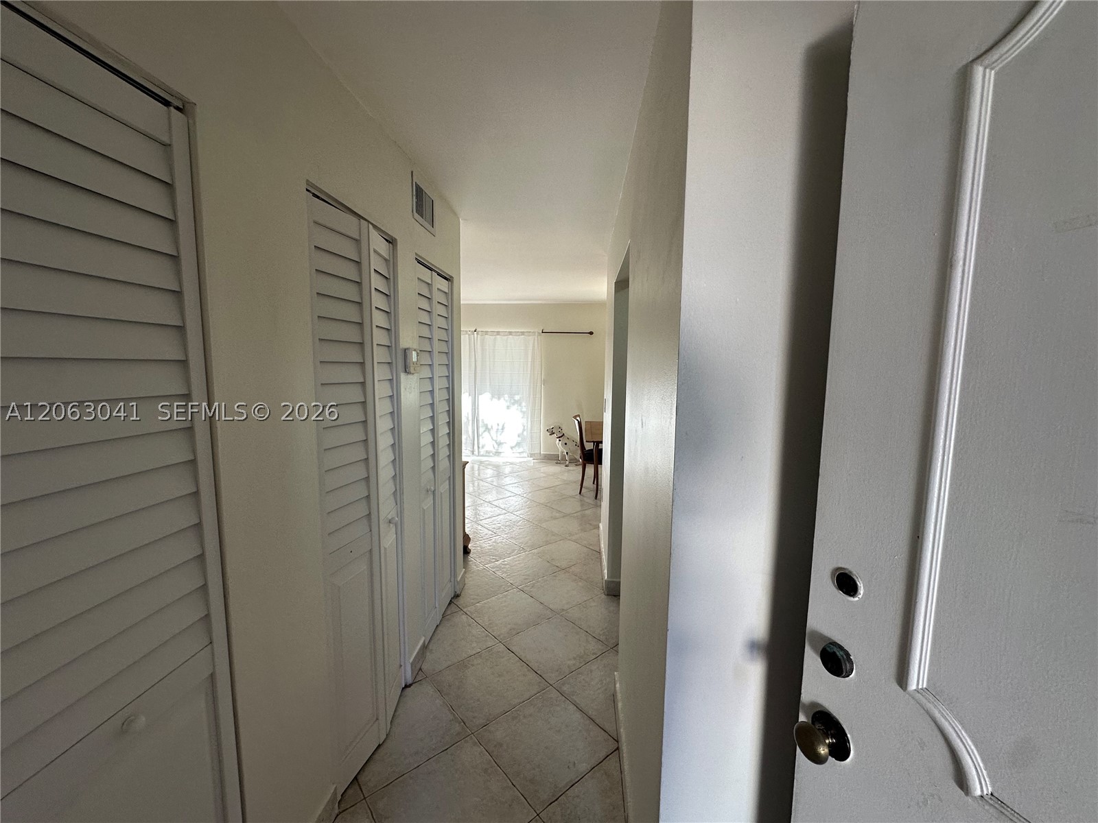755 Sw 6th St 10 Property Photo 4