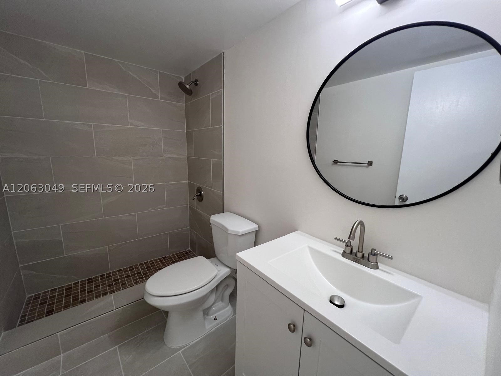 2685 W 66th St 12-20 Property Photo 13