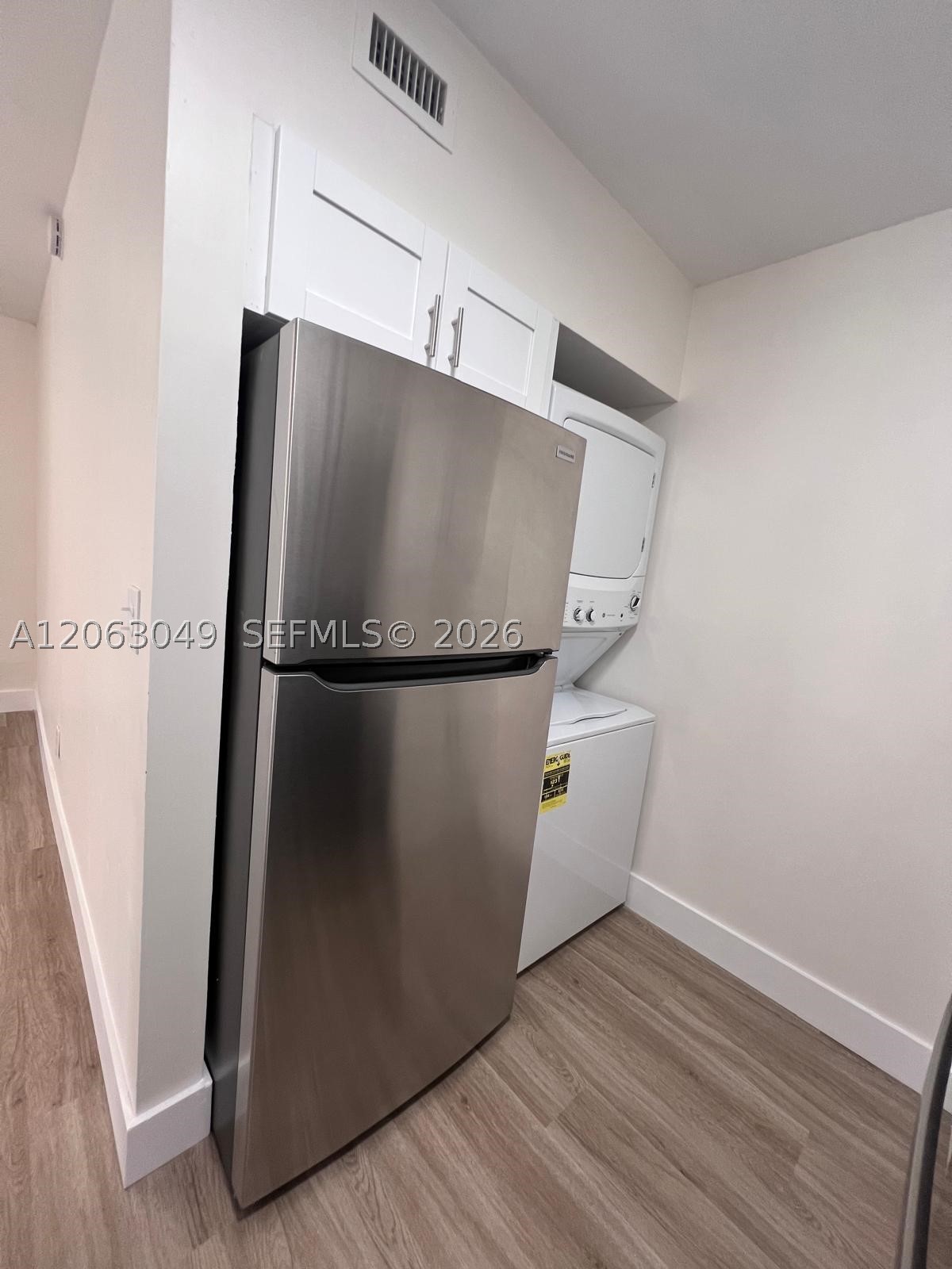 2685 W 66th St 12-20 Property Photo 15