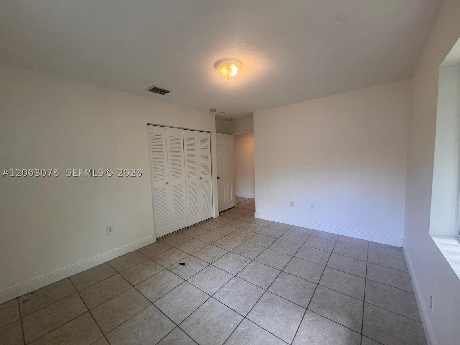 3342 Nw 9th Ave 3344 Property Photo 10
