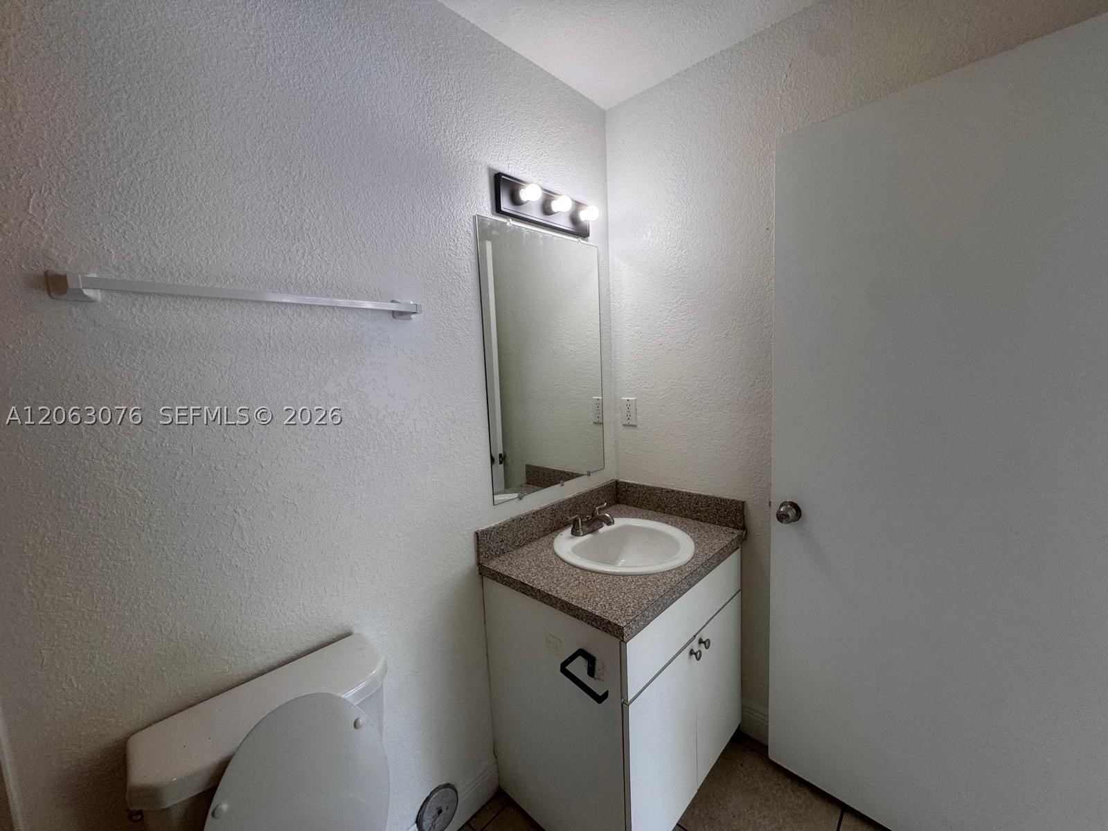 3342 Nw 9th Ave 3344 Property Photo 34