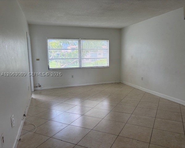 2815 Ne 201st Ter L219 Property Photo 4
