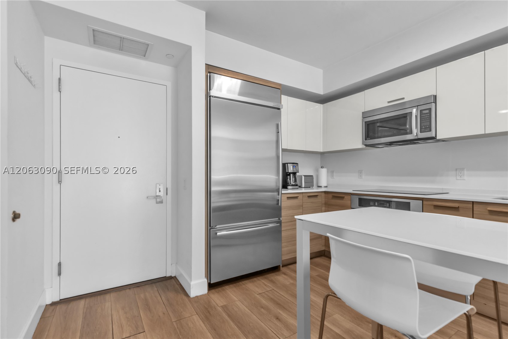 1300 Brickell Bay Dr 903 Property Photo 6