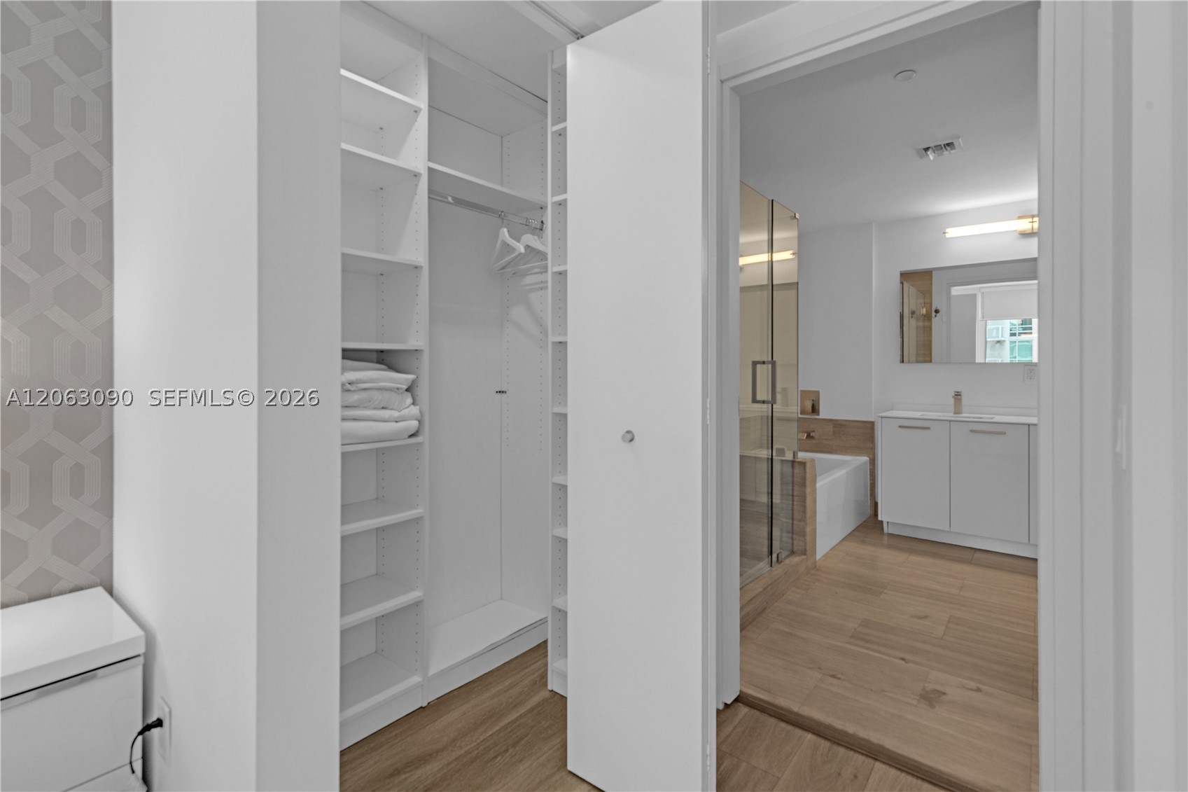 1300 Brickell Bay Dr 903 Property Photo 27
