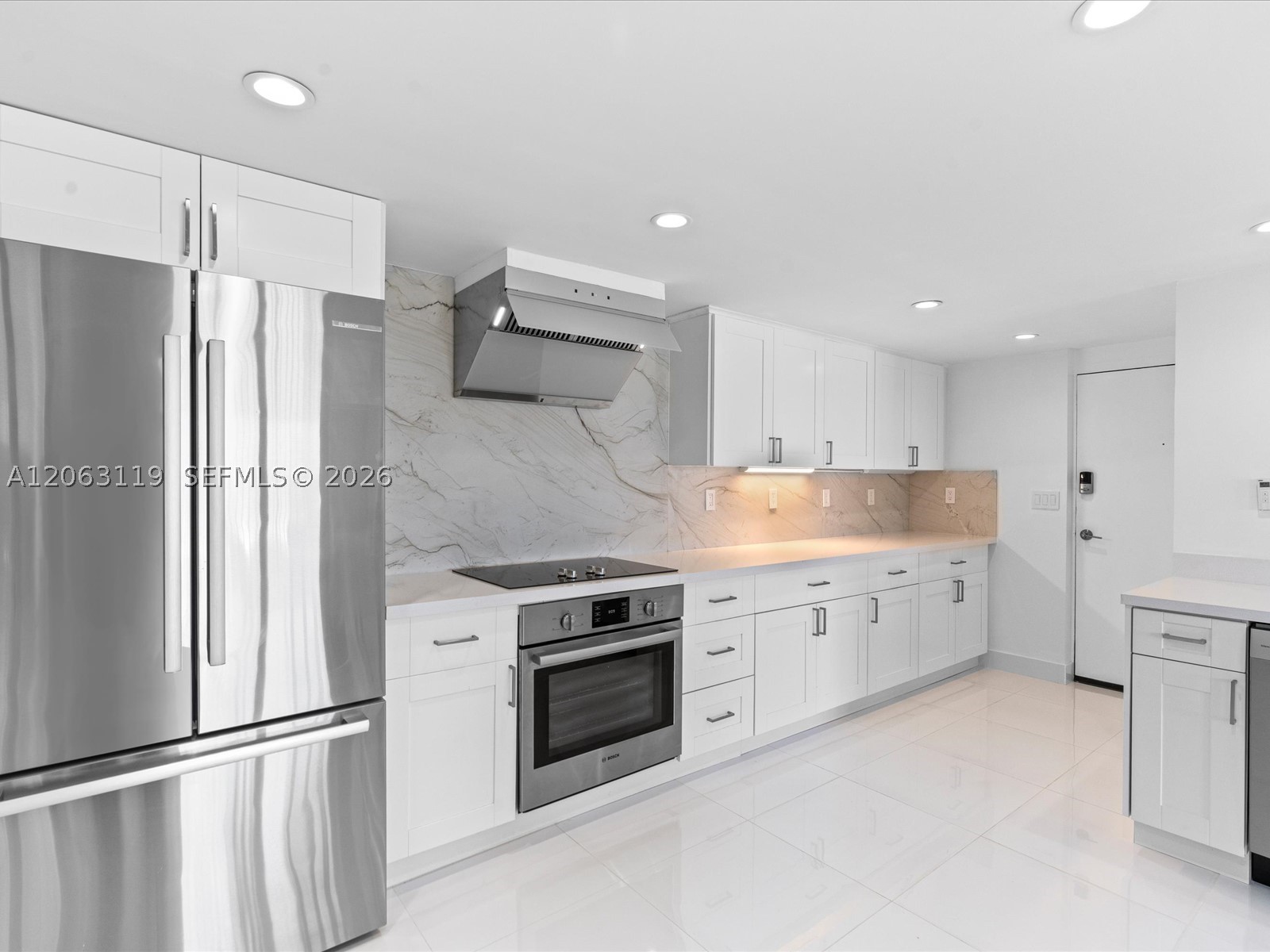345 Ocean Dr 515 Property Photo 4
