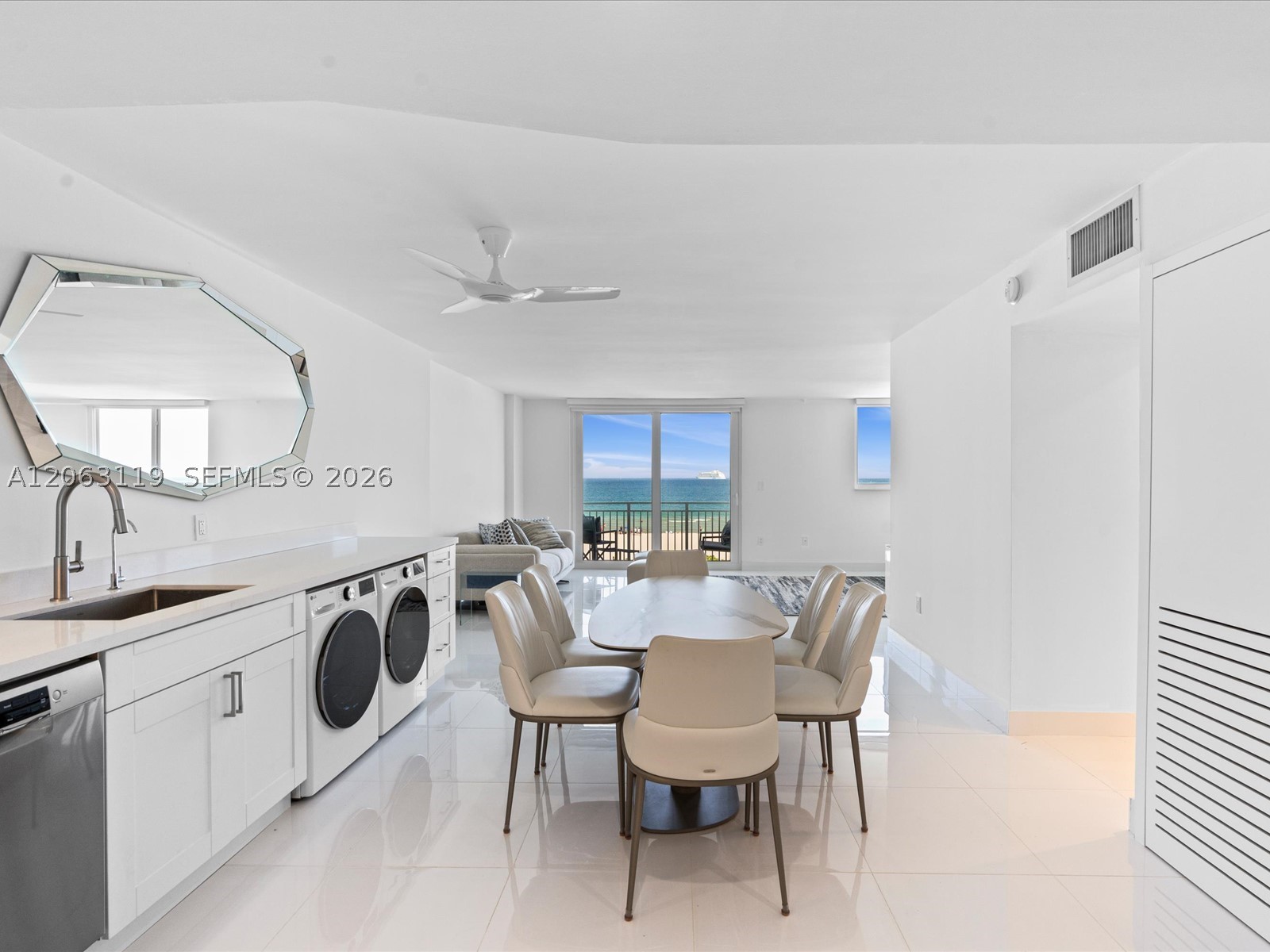 345 Ocean Dr 515 Property Photo 7