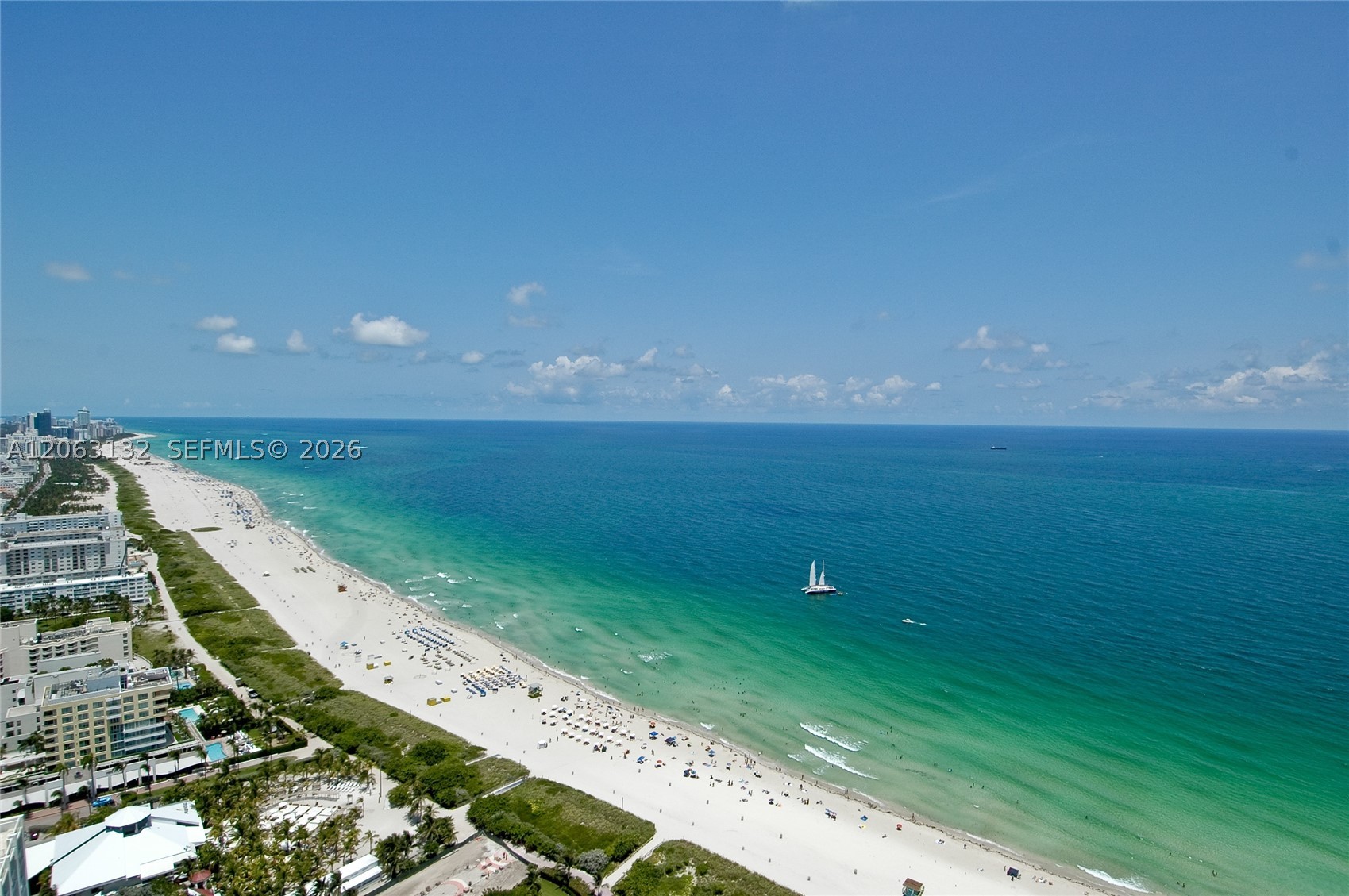100 S Pointe Dr 3906 Property Photo 16