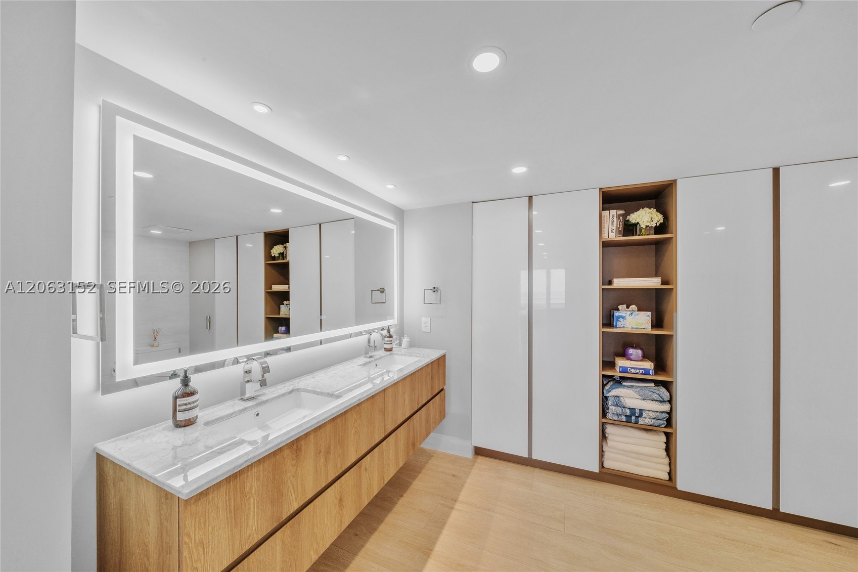 4201 N Ocean Blvd 1202 Property Photo 27