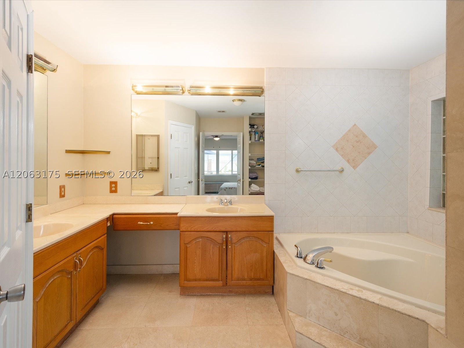 3134 Pierce St Property Photo 16