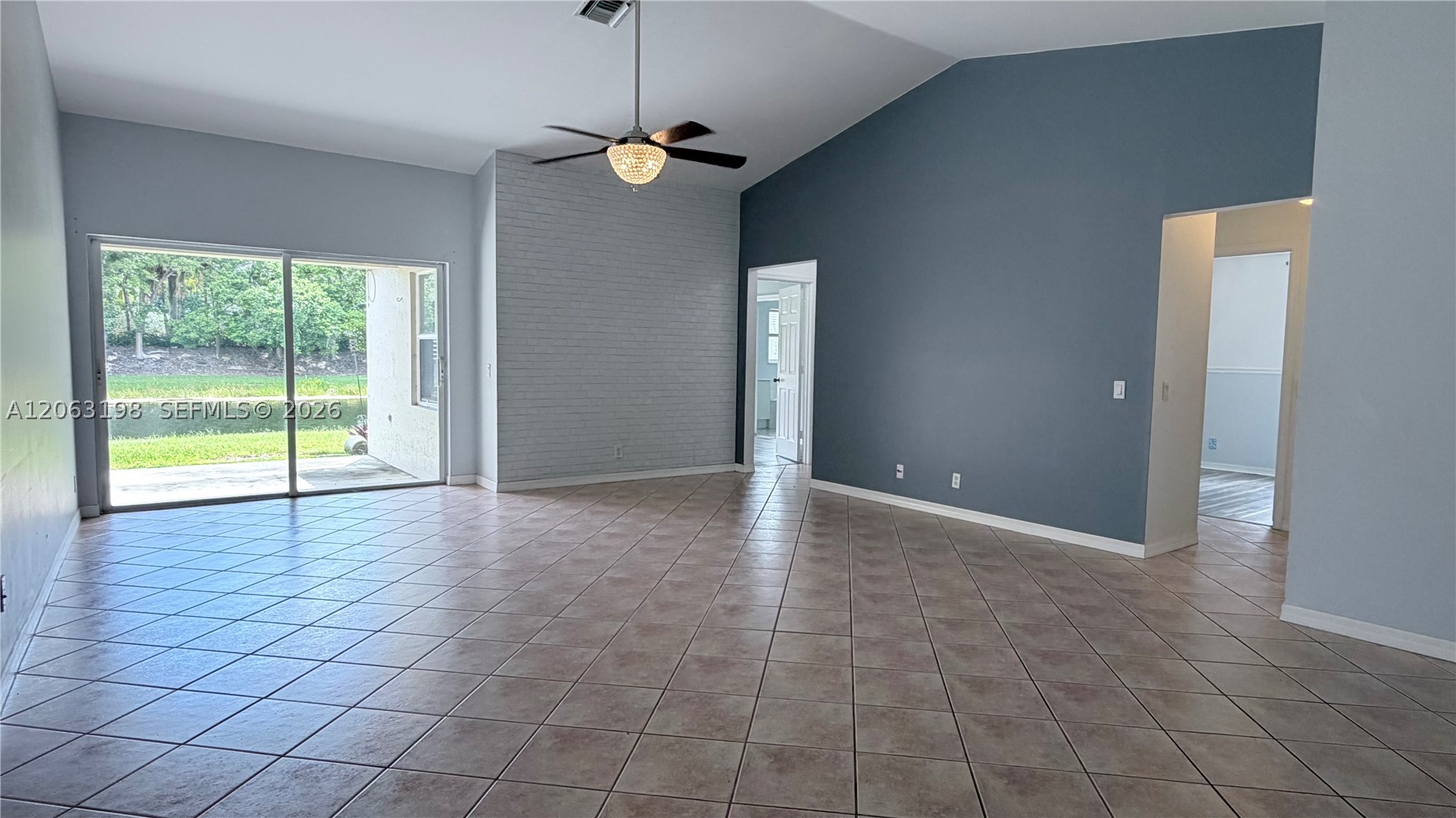 2020 Andromeda Ln 2020 Property Photo 6