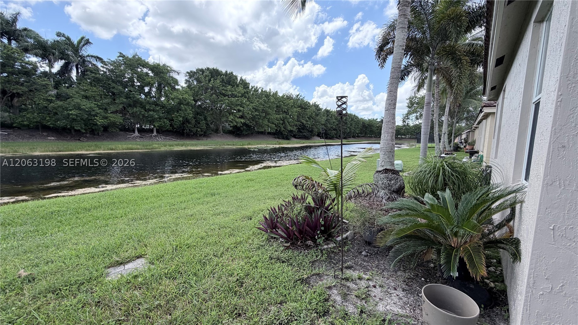 2020 Andromeda Ln 2020 Property Photo 27