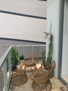 1050 Brickell Ave 402 Property Photo 9