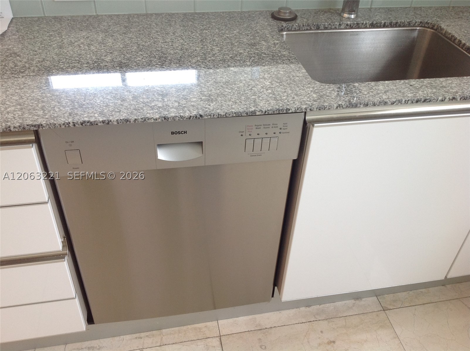 1050 Brickell Ave 402 Property Photo 14