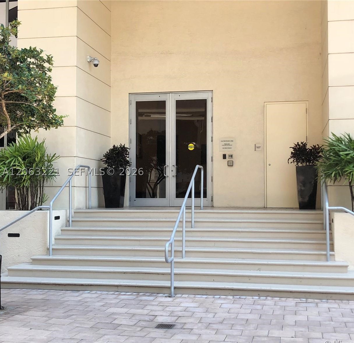 1050 Brickell Ave 402 Property Photo 34