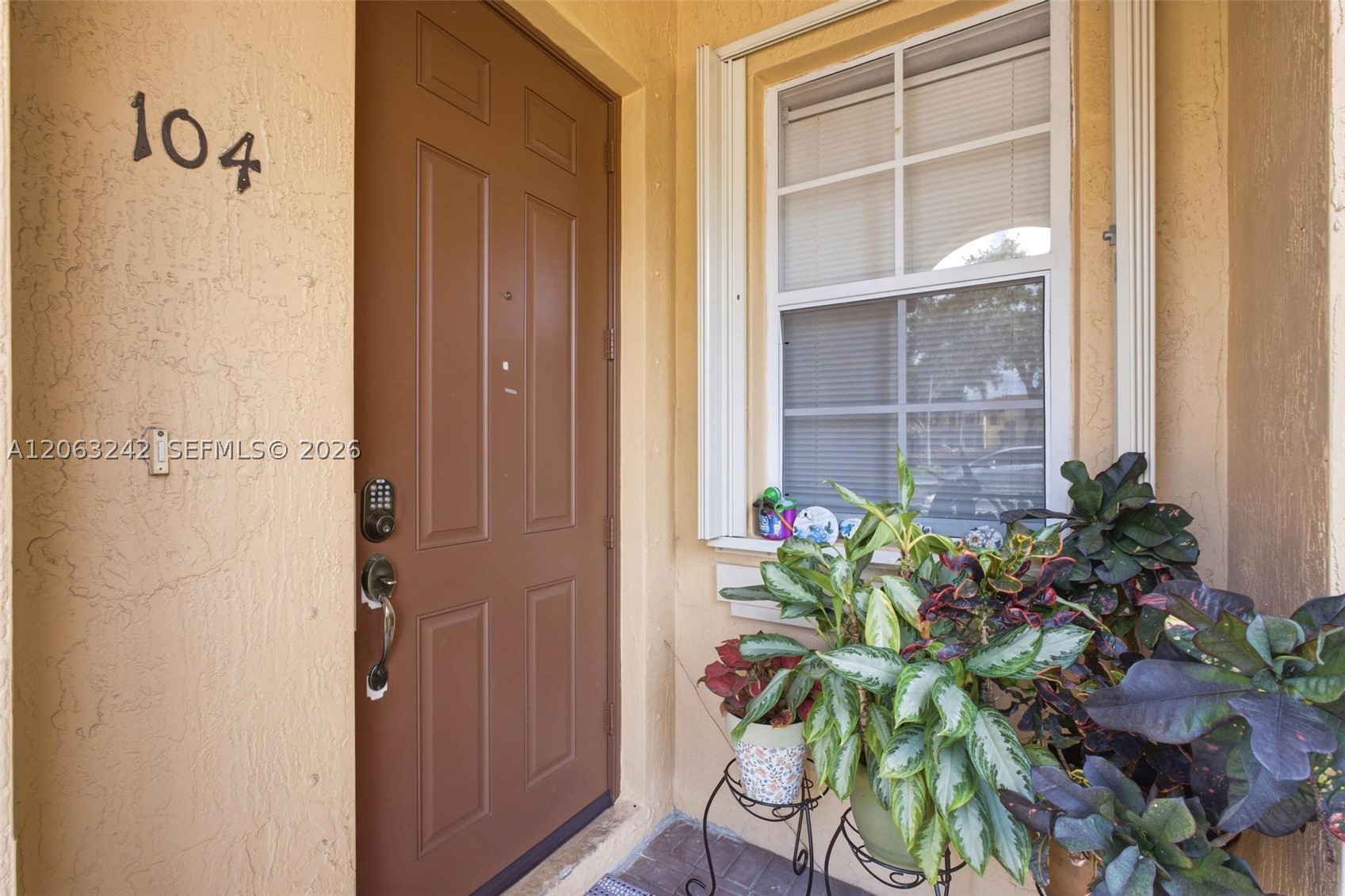 3365 Ne 14th Dr 104-16 Property Photo 3