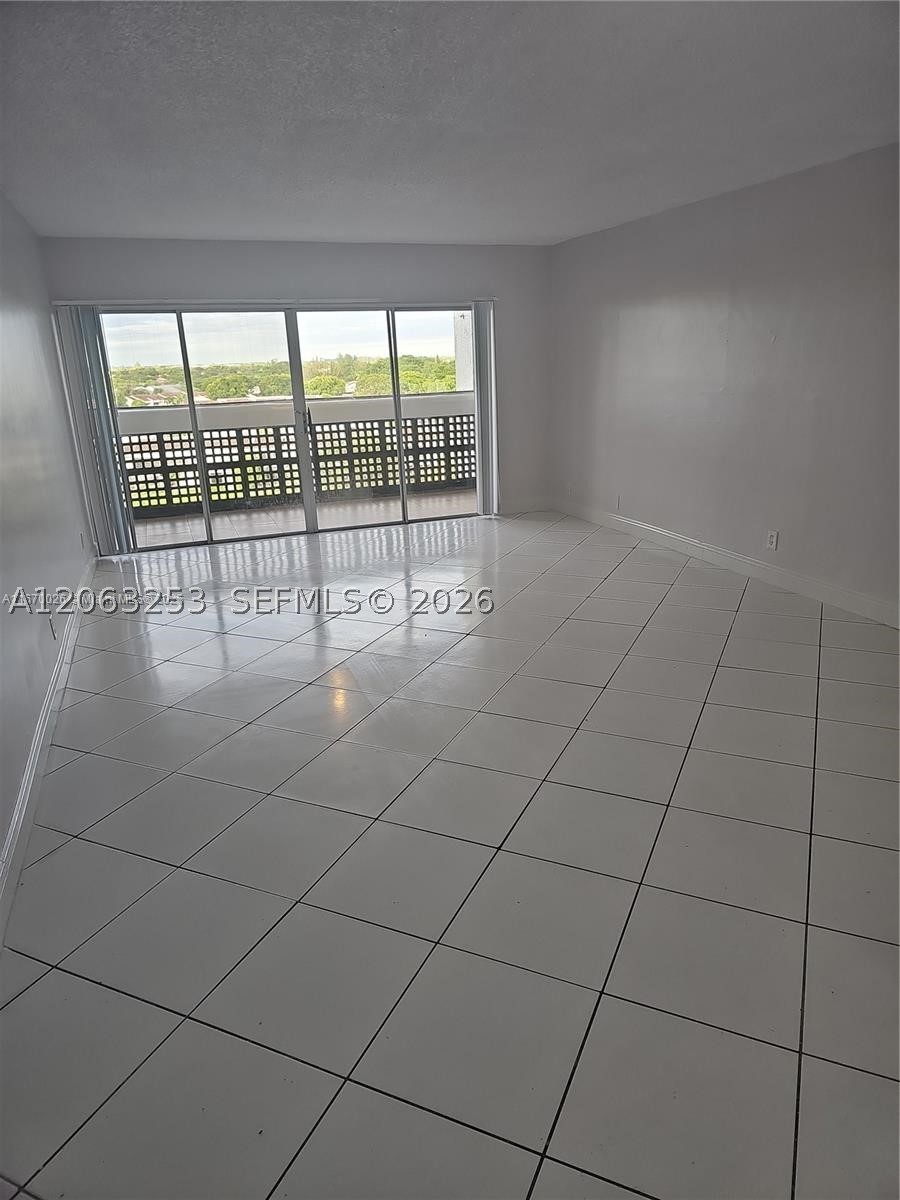 3301 Spanish Moss Ter 708 Property Photo 7