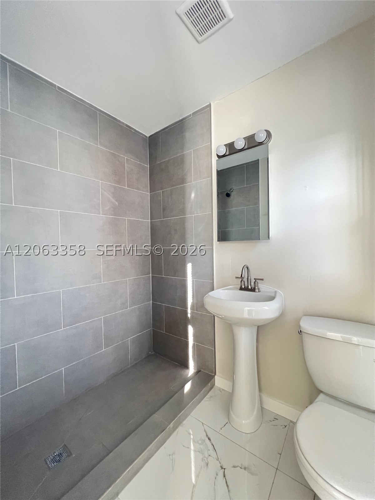 150 Ne 59th St Property Photo 50