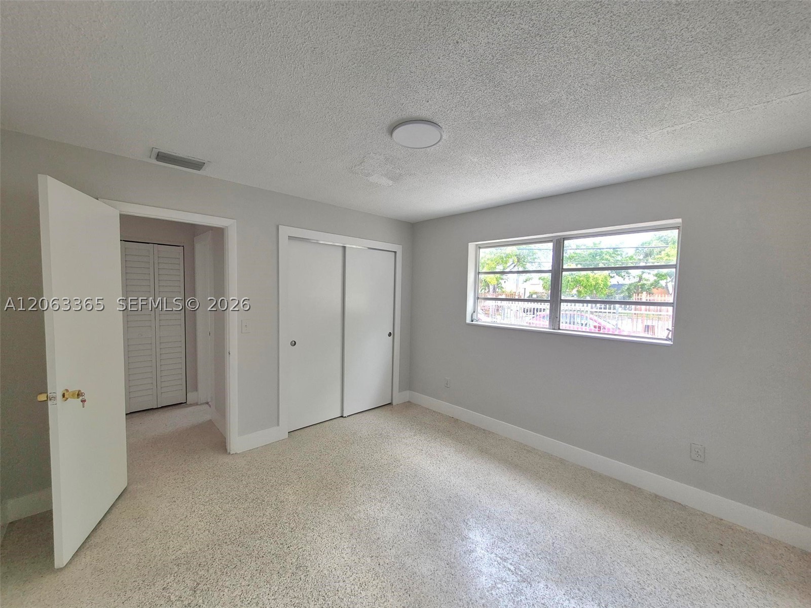 1715 Sw 4th St 1717 Property Photo 10