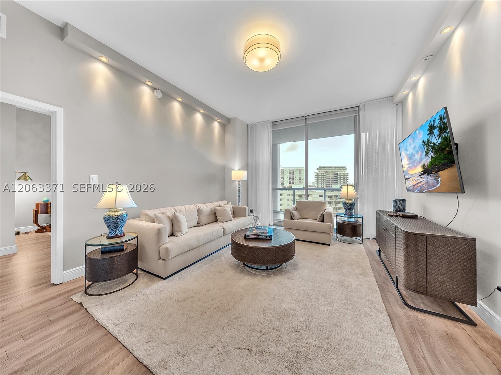 A12063371 Property Photo 11
