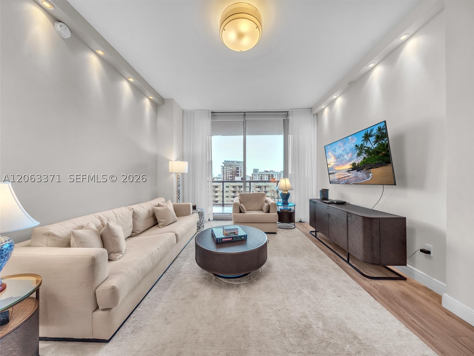 A12063371 Property Photo 12