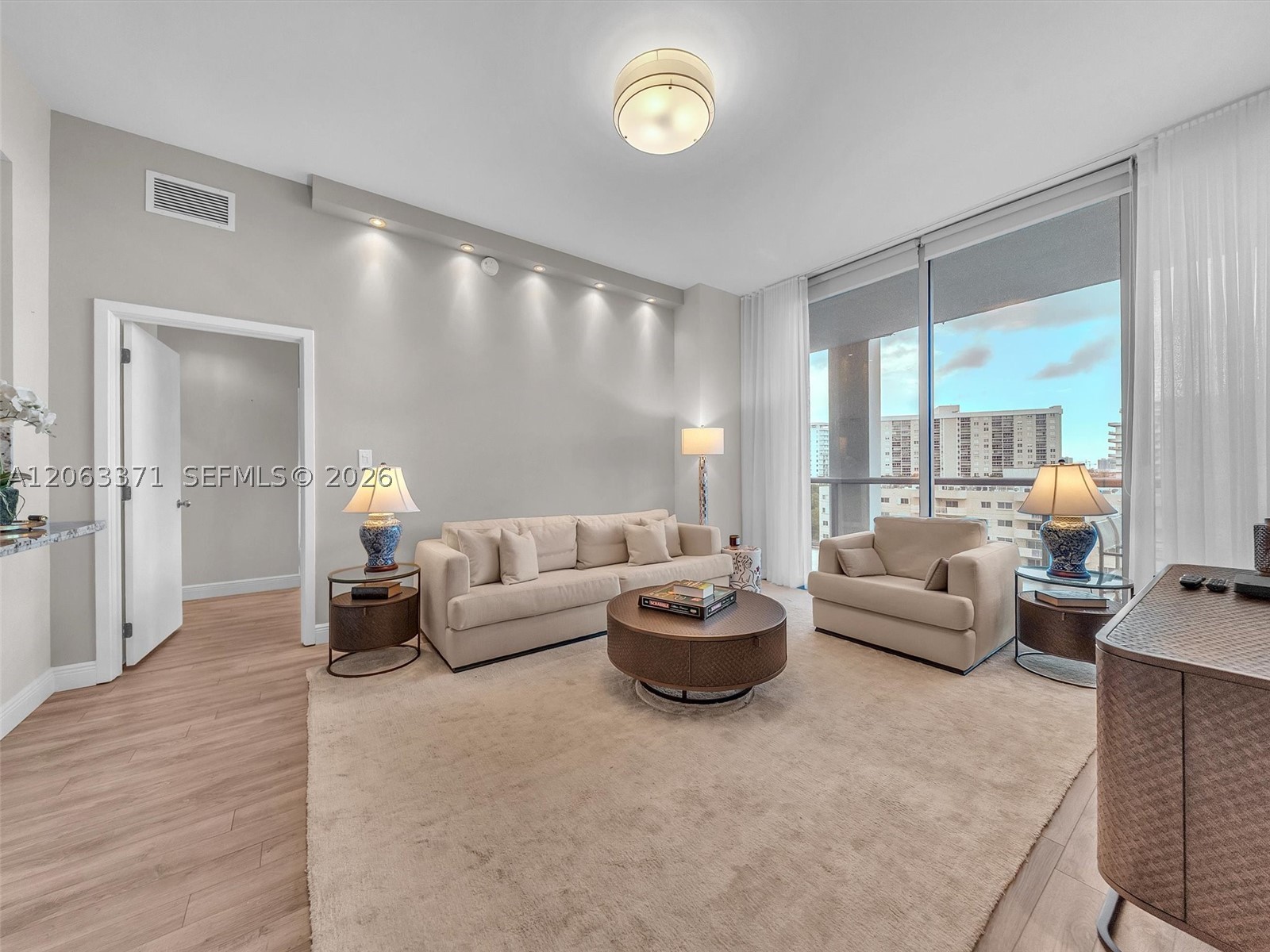 A12063371 Property Photo 15