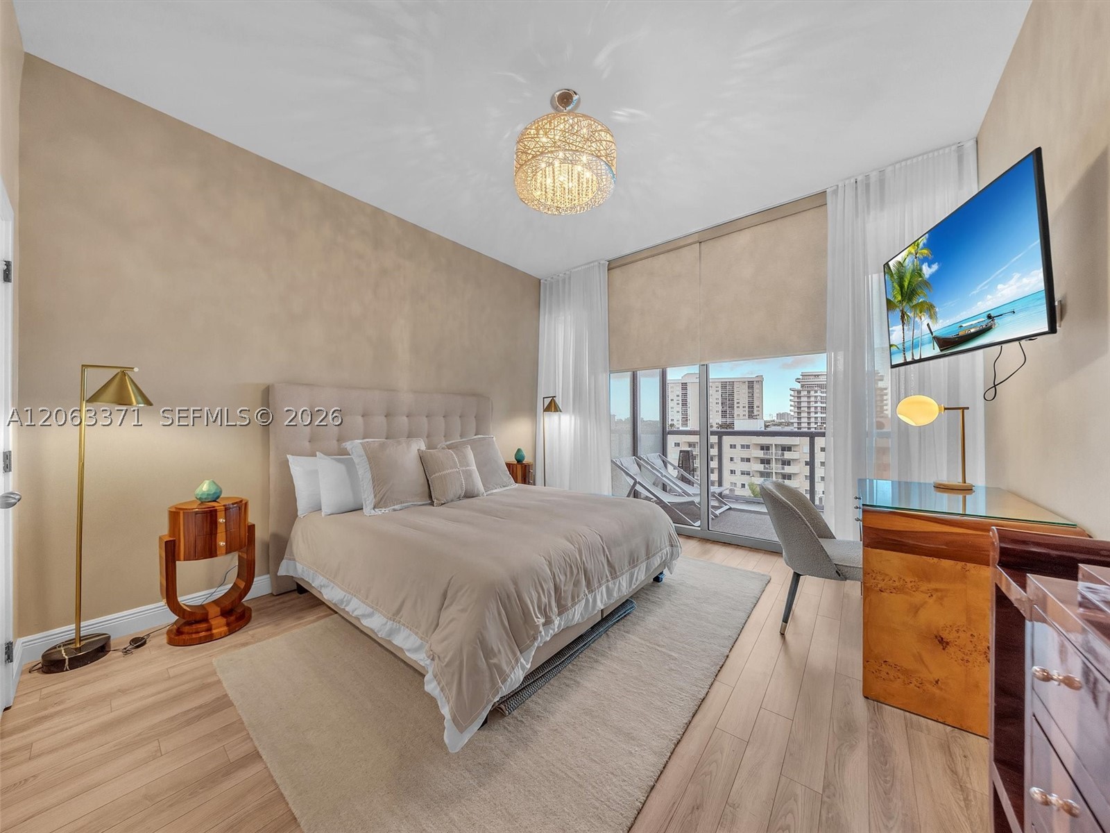 A12063371 Property Photo 16