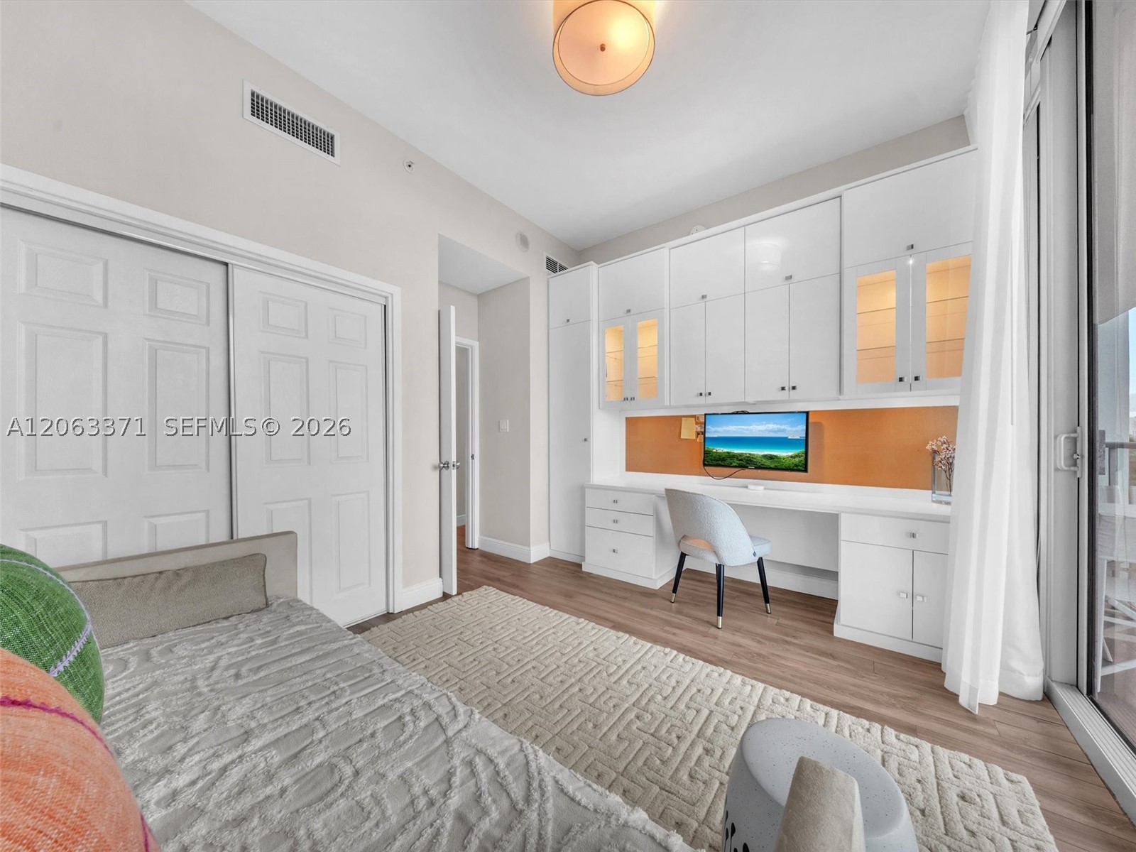 A12063371 Property Photo 29